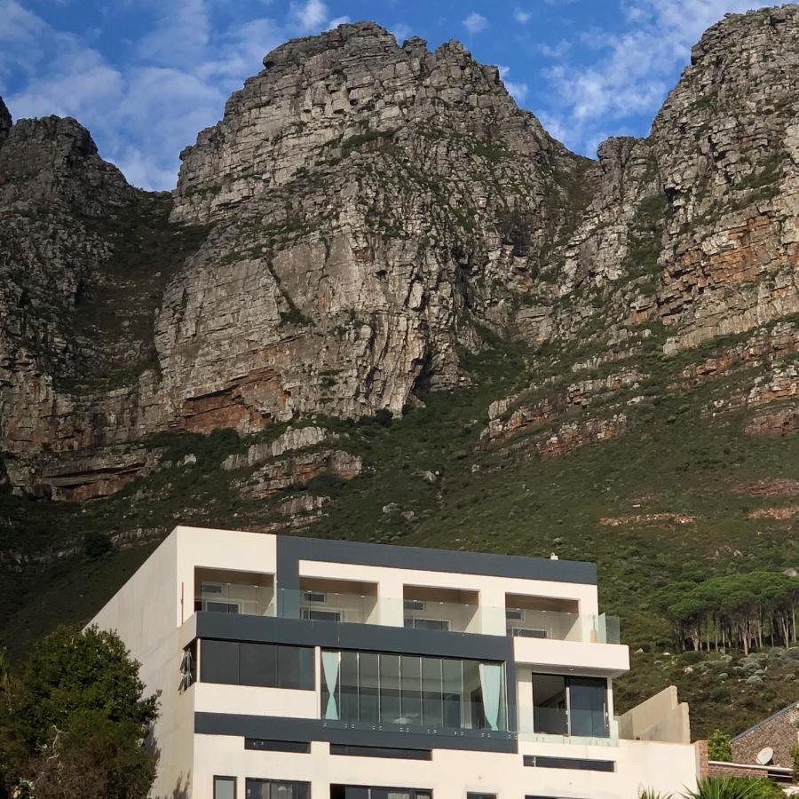 Camps Bay Blue Self-Catering Studios Кейптаун Екстериор снимка