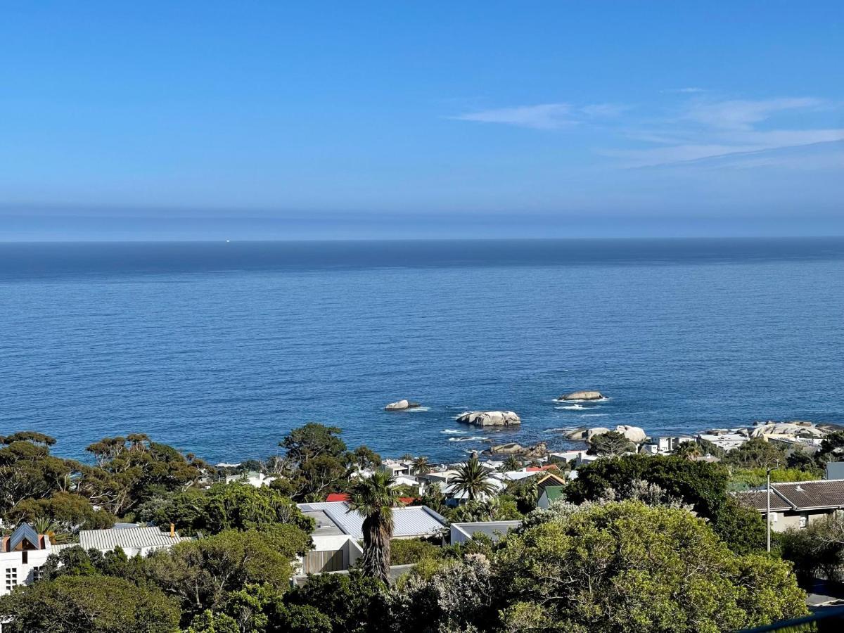 Camps Bay Blue Self-Catering Studios Кейптаун Екстериор снимка