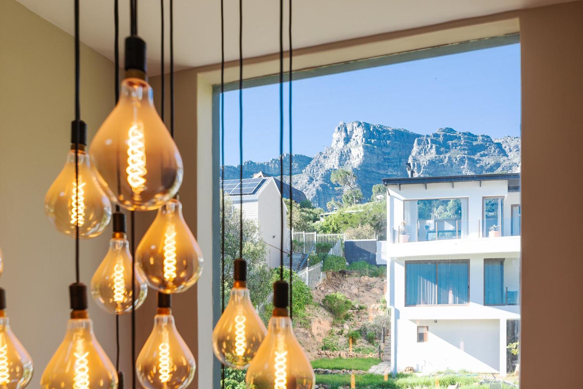 Camps Bay Blue Self-Catering Studios Кейптаун Екстериор снимка